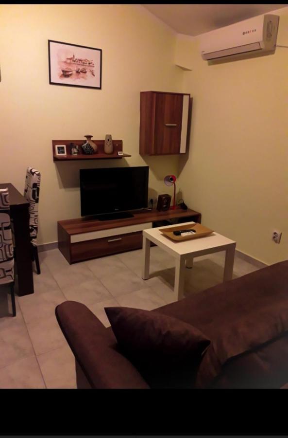 Petrovic Apartmani Tivat Exterior photo